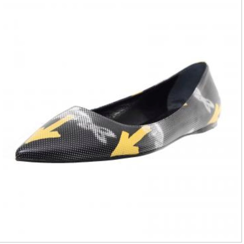 NWOT Prada Yellow Arrow Pointed-Toe Flats